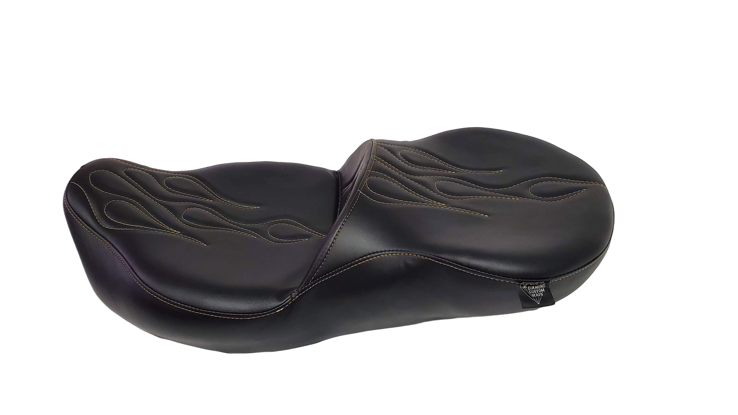 Harley-Davidson // Road Glide - Custom Fit Seat