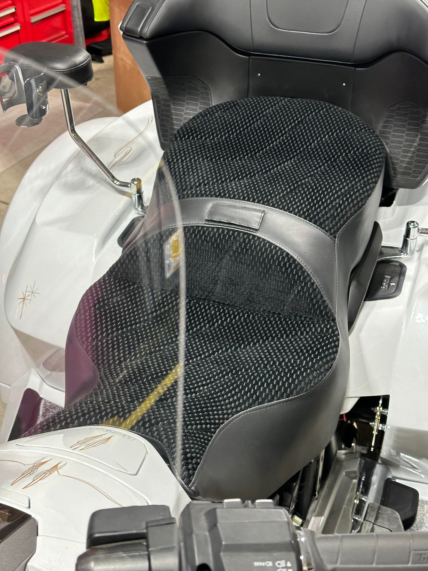 2022 GL1800 with 4" extended seat