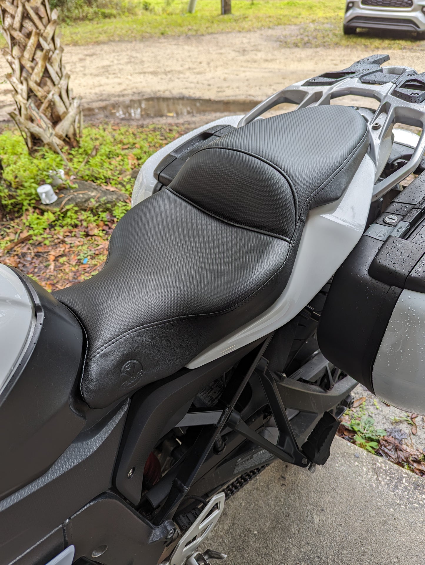 BMW // S 1000 XR Custom Fit Seat