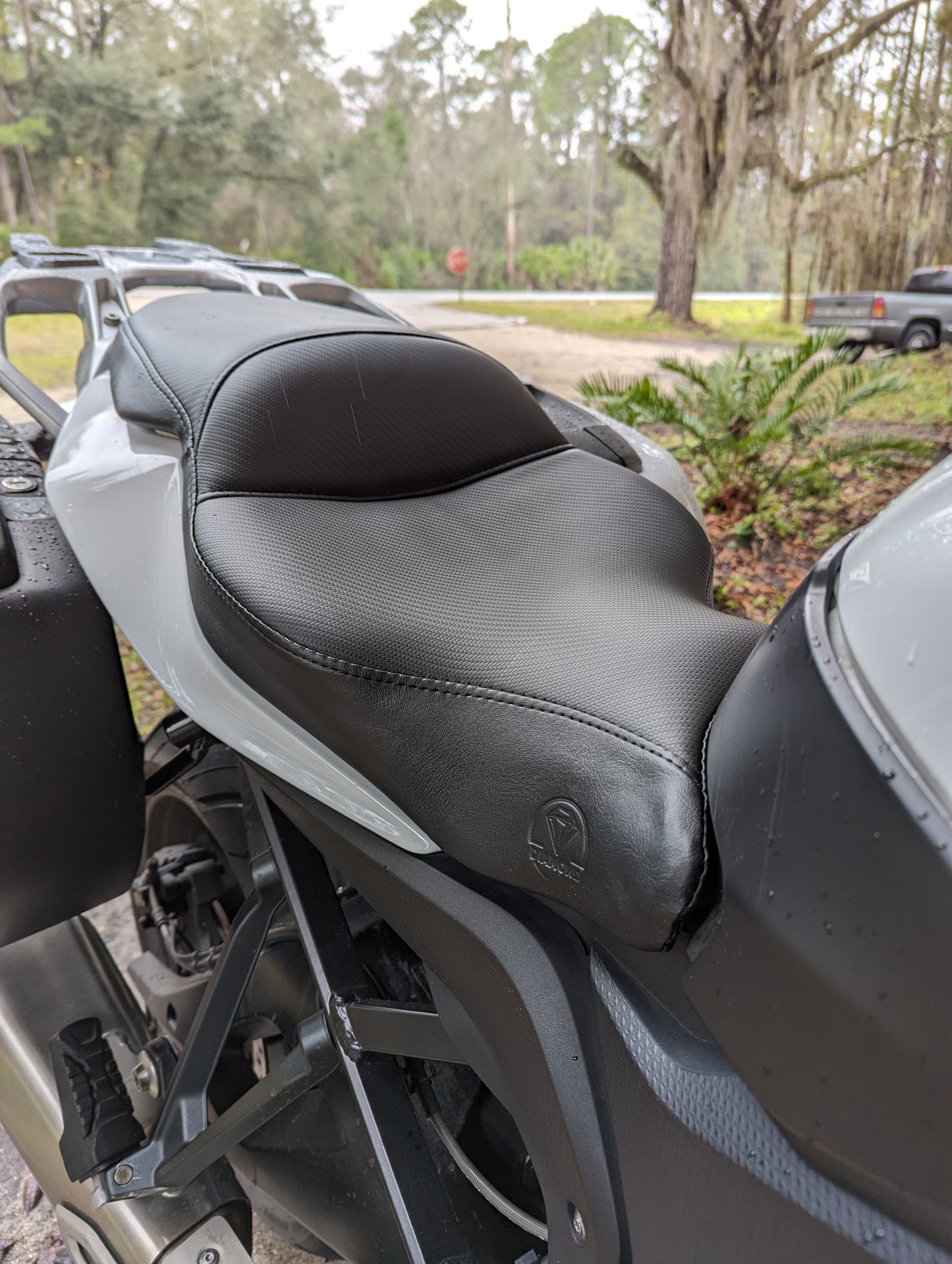BMW // S 1000 XR Custom Fit Seat