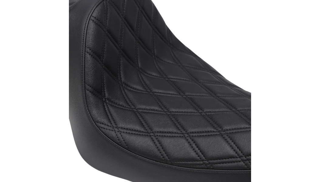 2004-2022 EVO Sportster Predator 3 Seat - Double Diamond Black Stitch