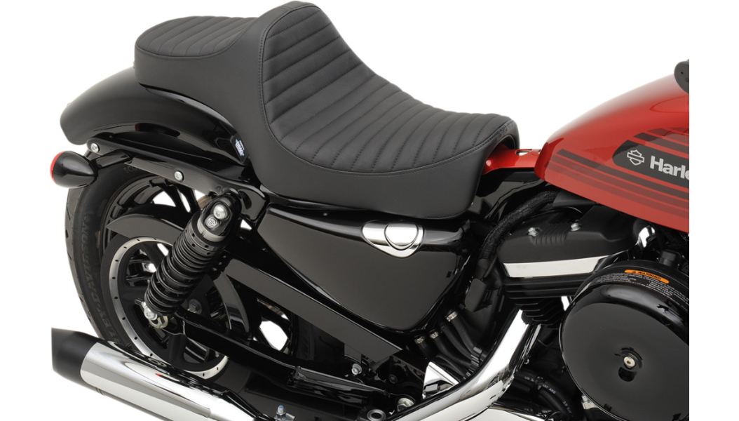 2004-2022 EVO Sportster Predator 3 Seat - Classic Stitch