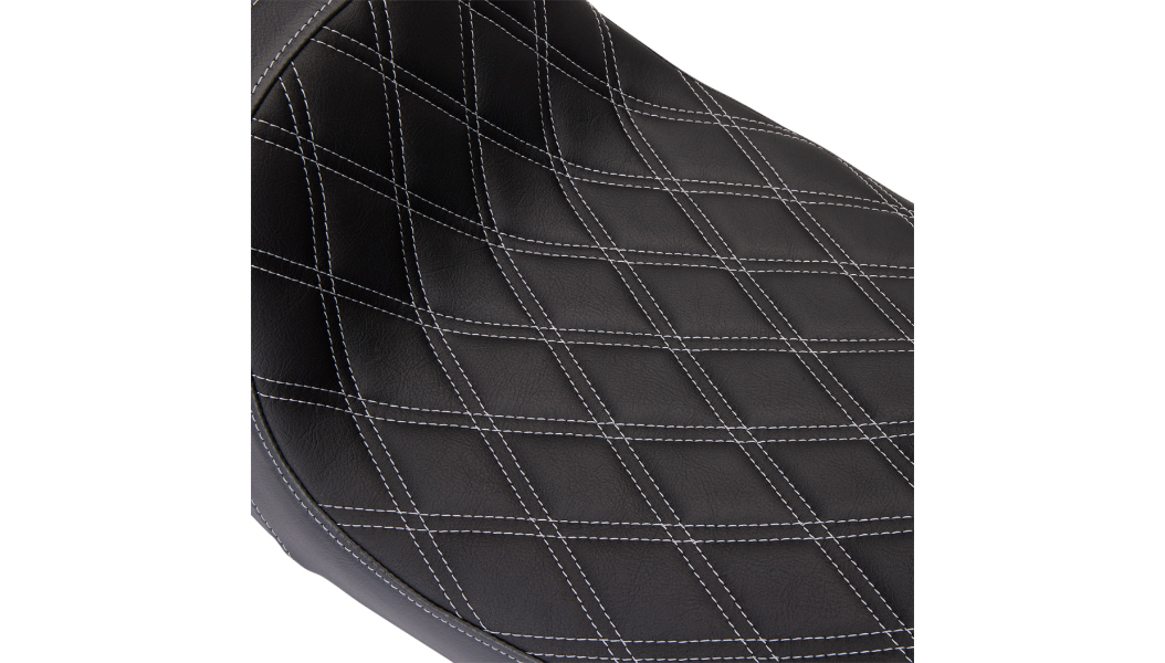 Performance Predator 1-Up Seat - Double Diamond, Silver Thread