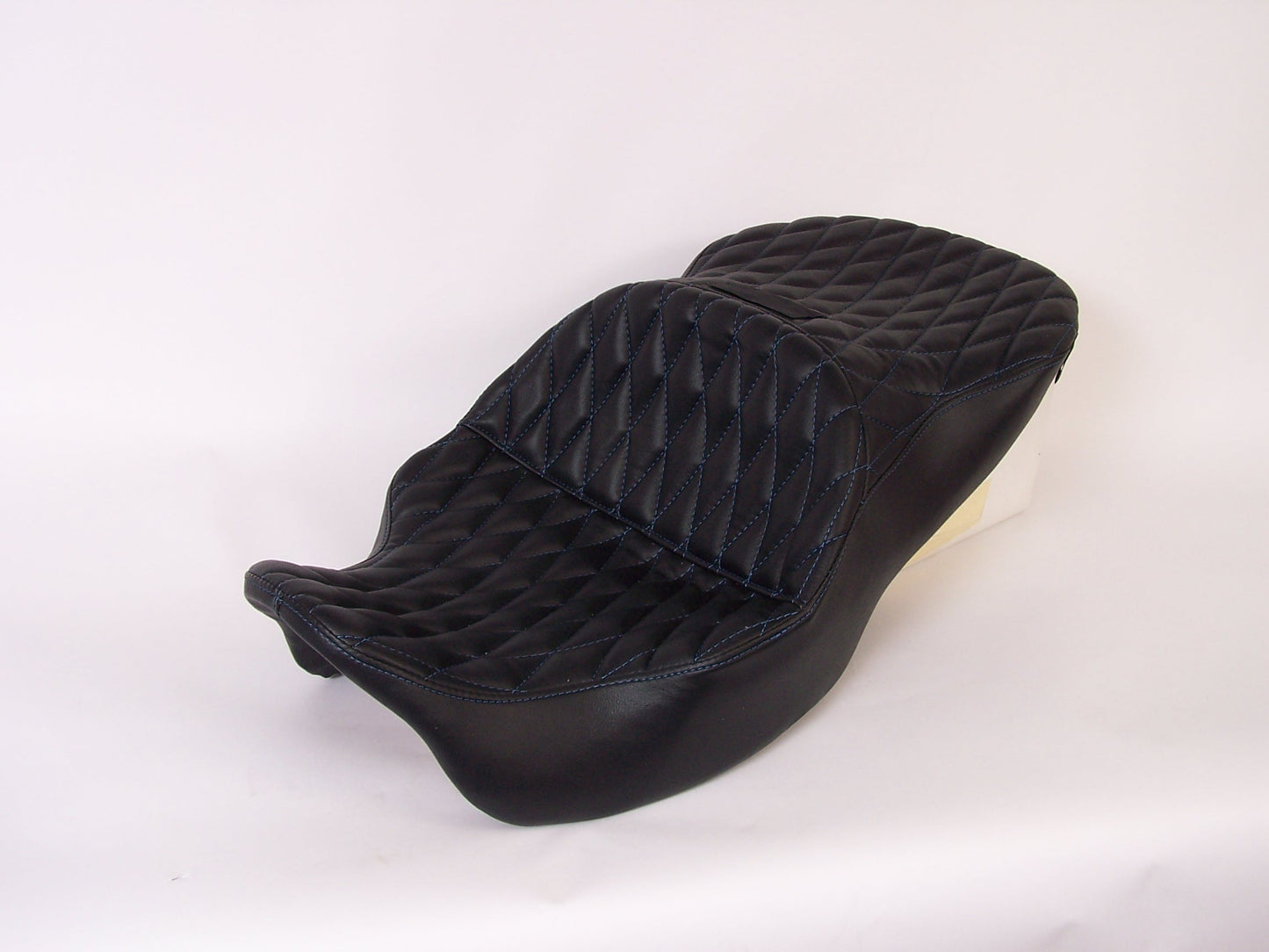 Harley-Davidson // Ultra - Custom Fit Seat