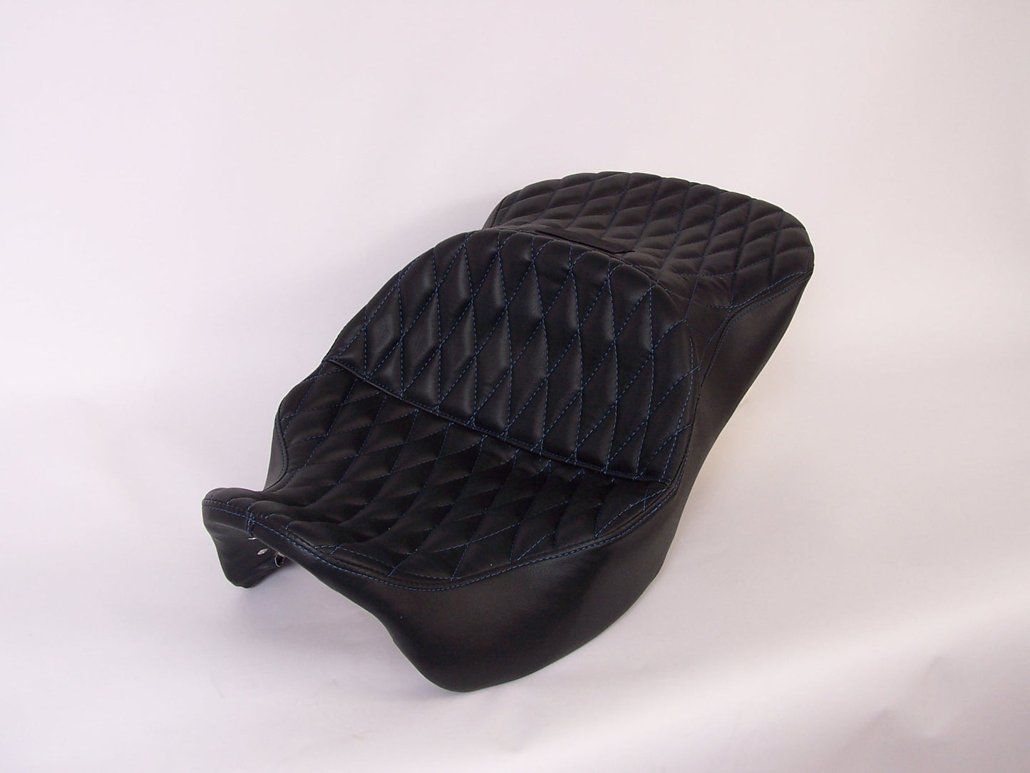 Harley-Davidson // Ultra - Custom Fit Seat