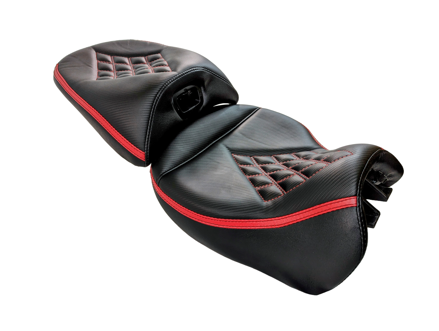 Ducati Multistrada V4 seat in black carbon with red diamond inlay