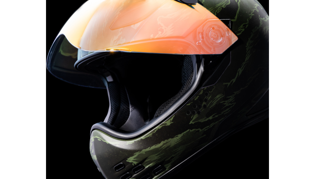 ICON DOMAIN Helmet - Tiger's Blood - Green Graphic