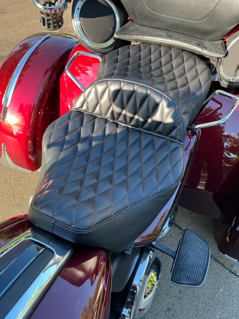 Harley-Davidson // Tri Glide - Custom Fit Seat